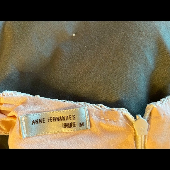 Anne Fernandes Dress. - Picture 4 of 8